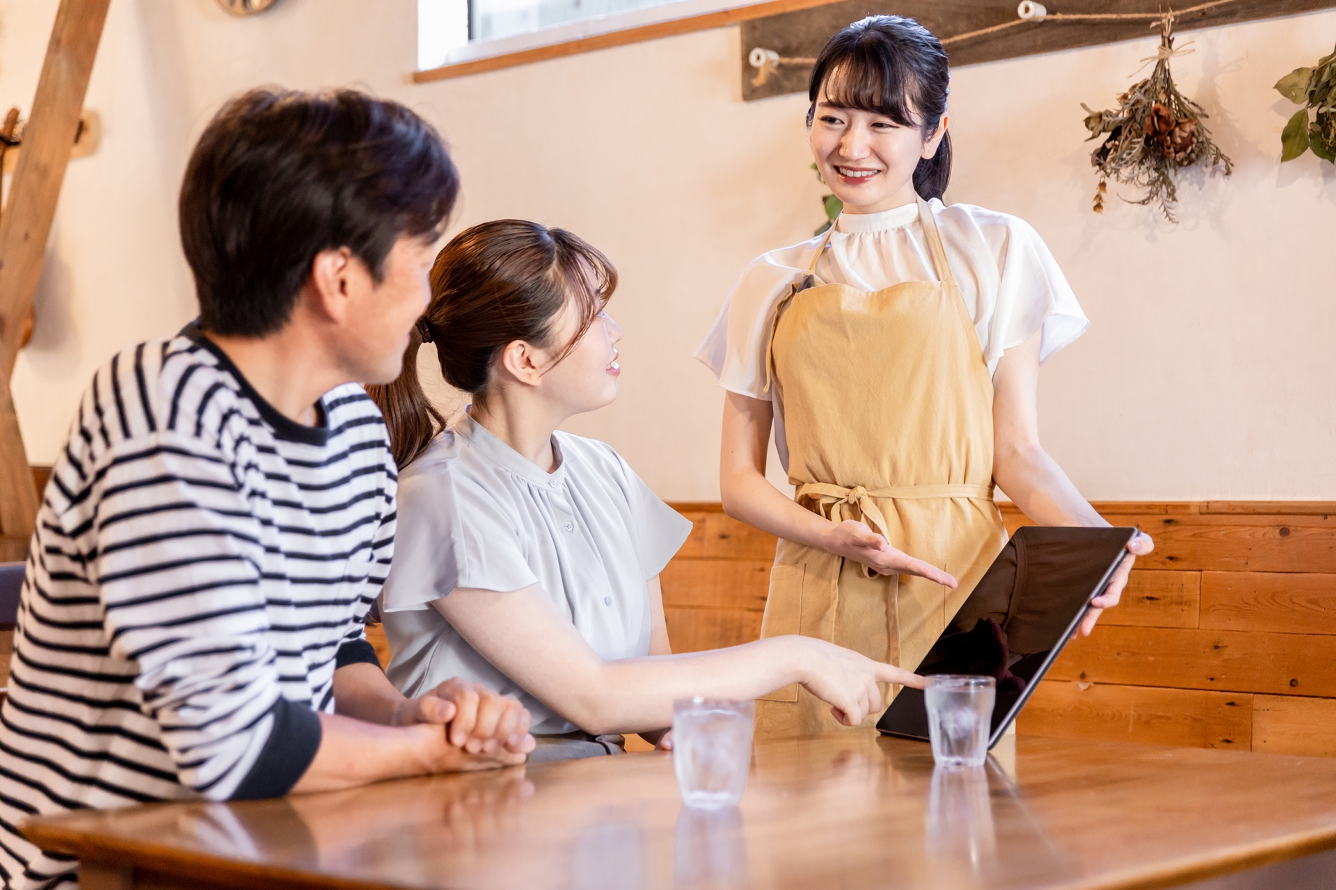 飲食店の動画マニュアル作成手順|飲食店コンサルティングのスリーウェルマネジメント